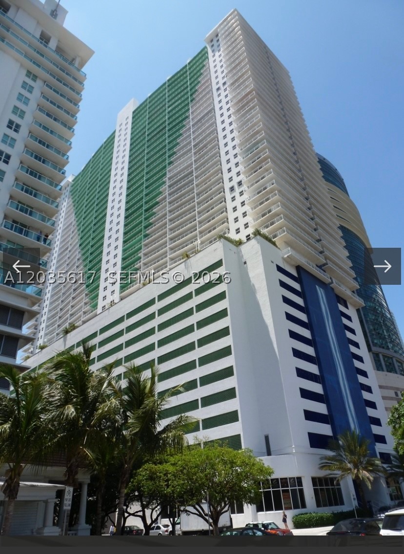 image The Club at Brickell Bay3