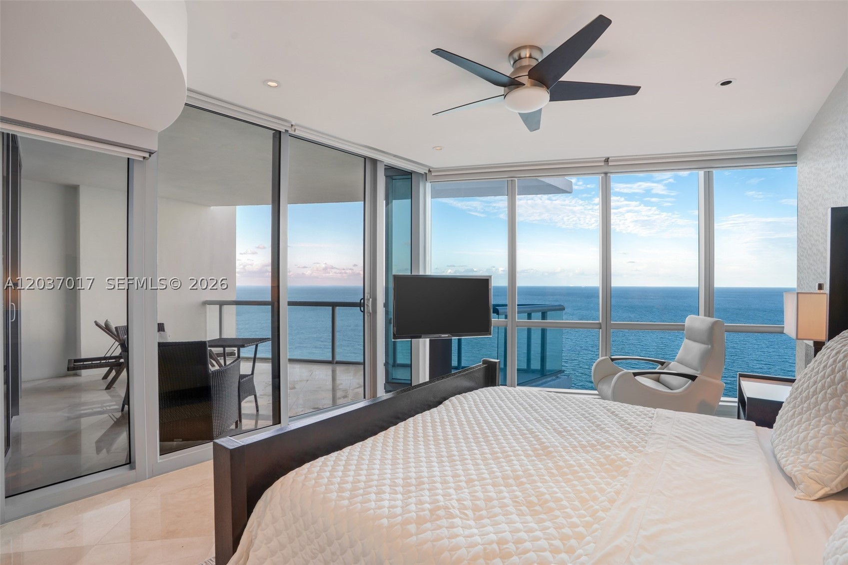 image Jade Ocean10