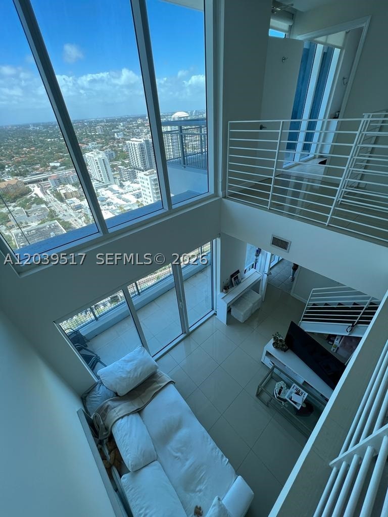 image Infinity at Brickell9