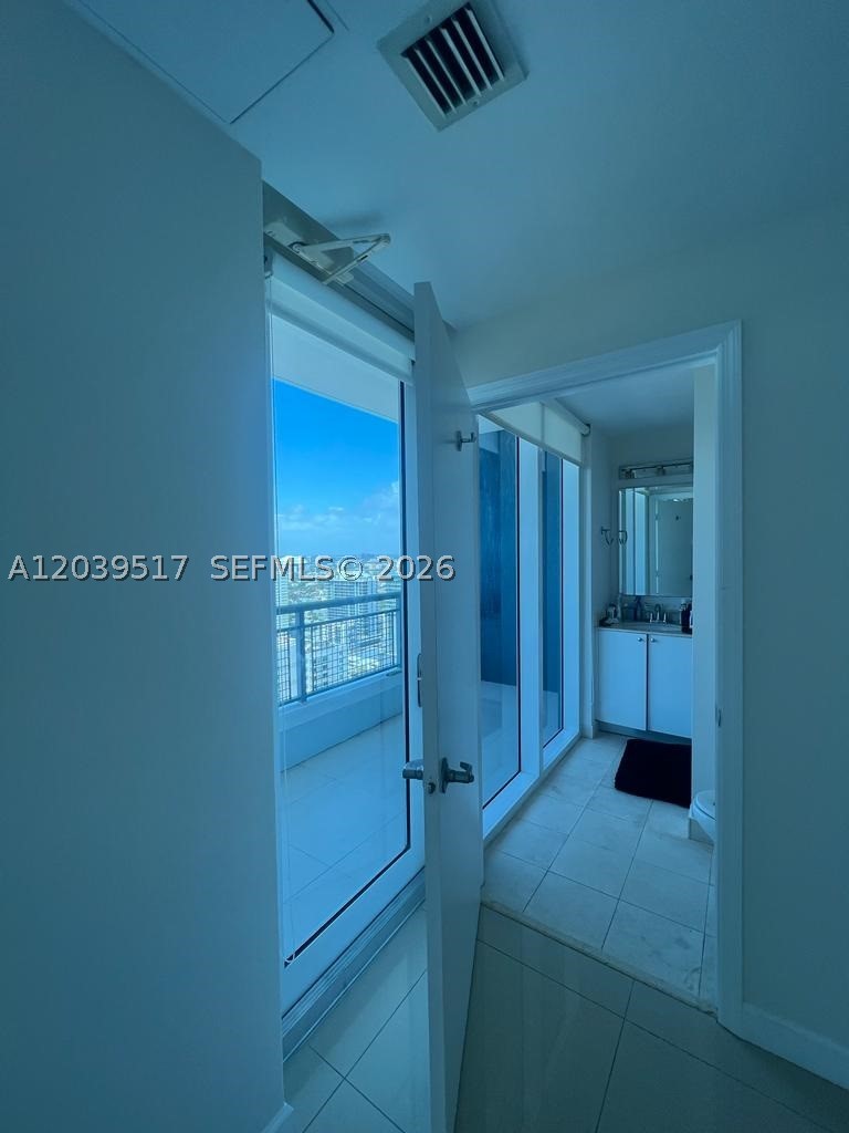 image Infinity at Brickell3