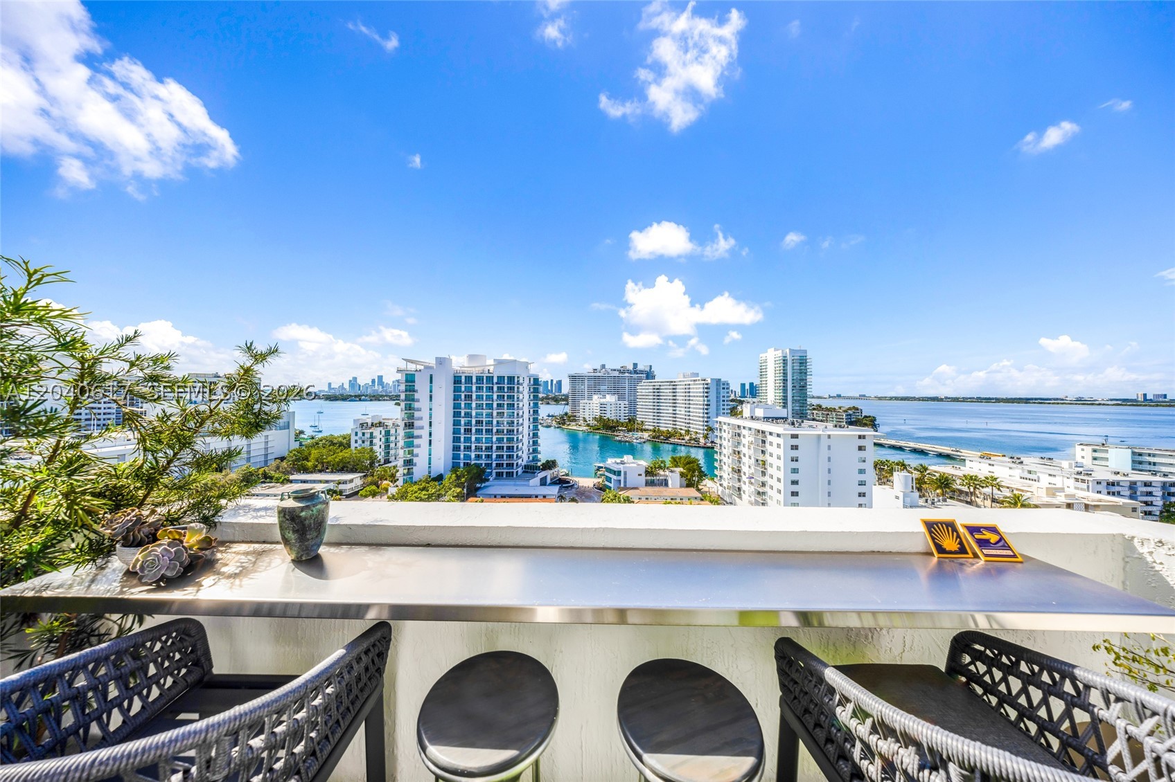 1621 Bay Rd #PH4