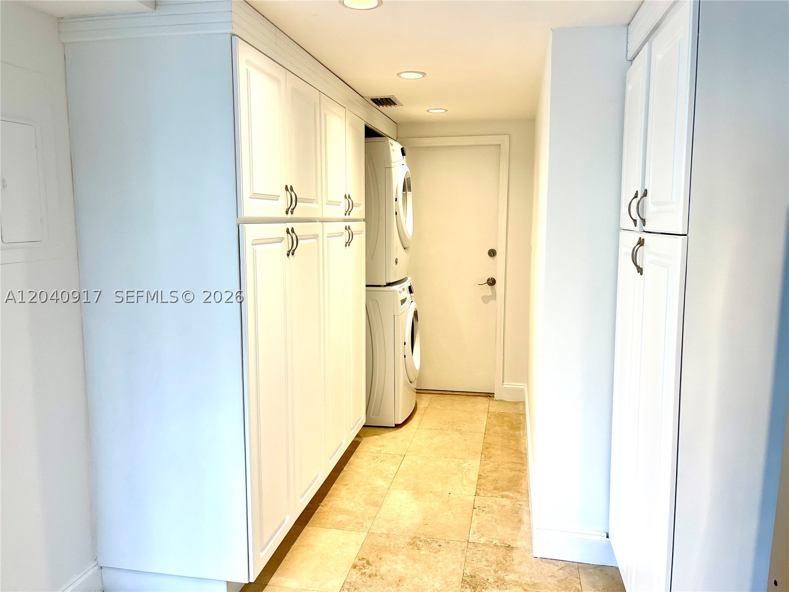 607 Ocean Dr #3K Key Biscayne, FL 33149