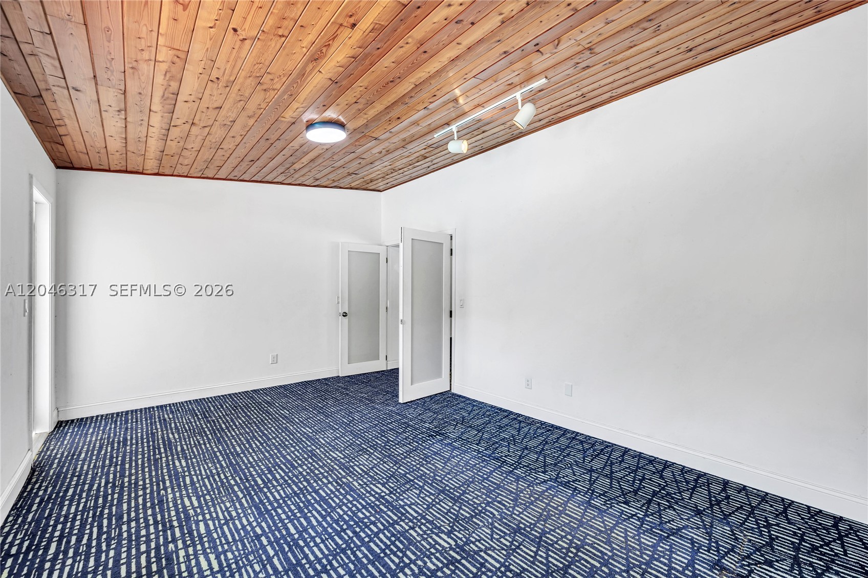 12525 SW 68th Ct Pinecrest, FL 33156