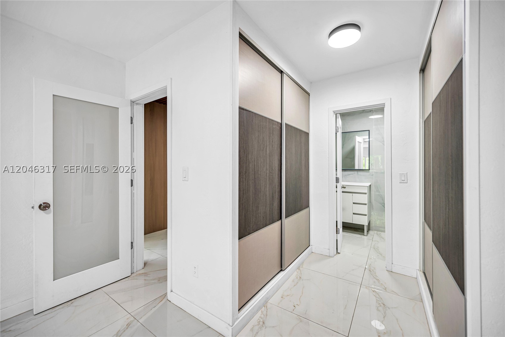 12525 SW 68th Ct Pinecrest, FL 33156