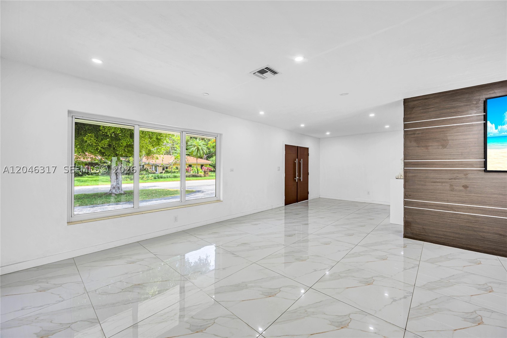12525 SW 68th Ct Pinecrest, FL 33156