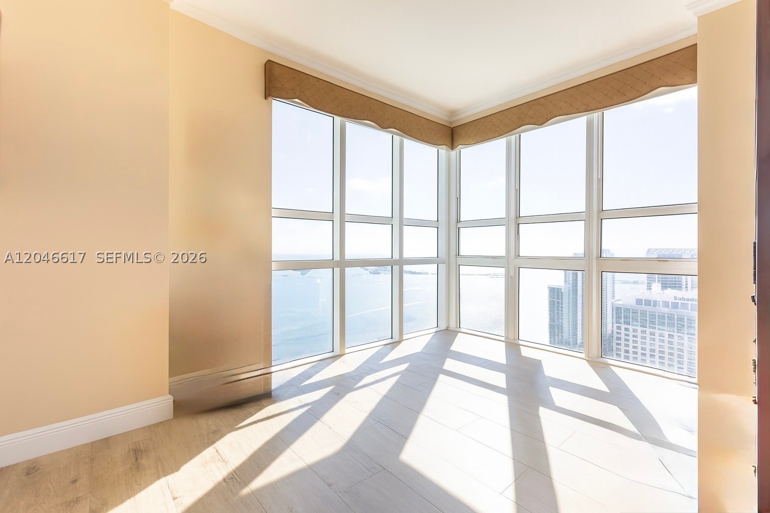 image The Plaza on Brickell East16