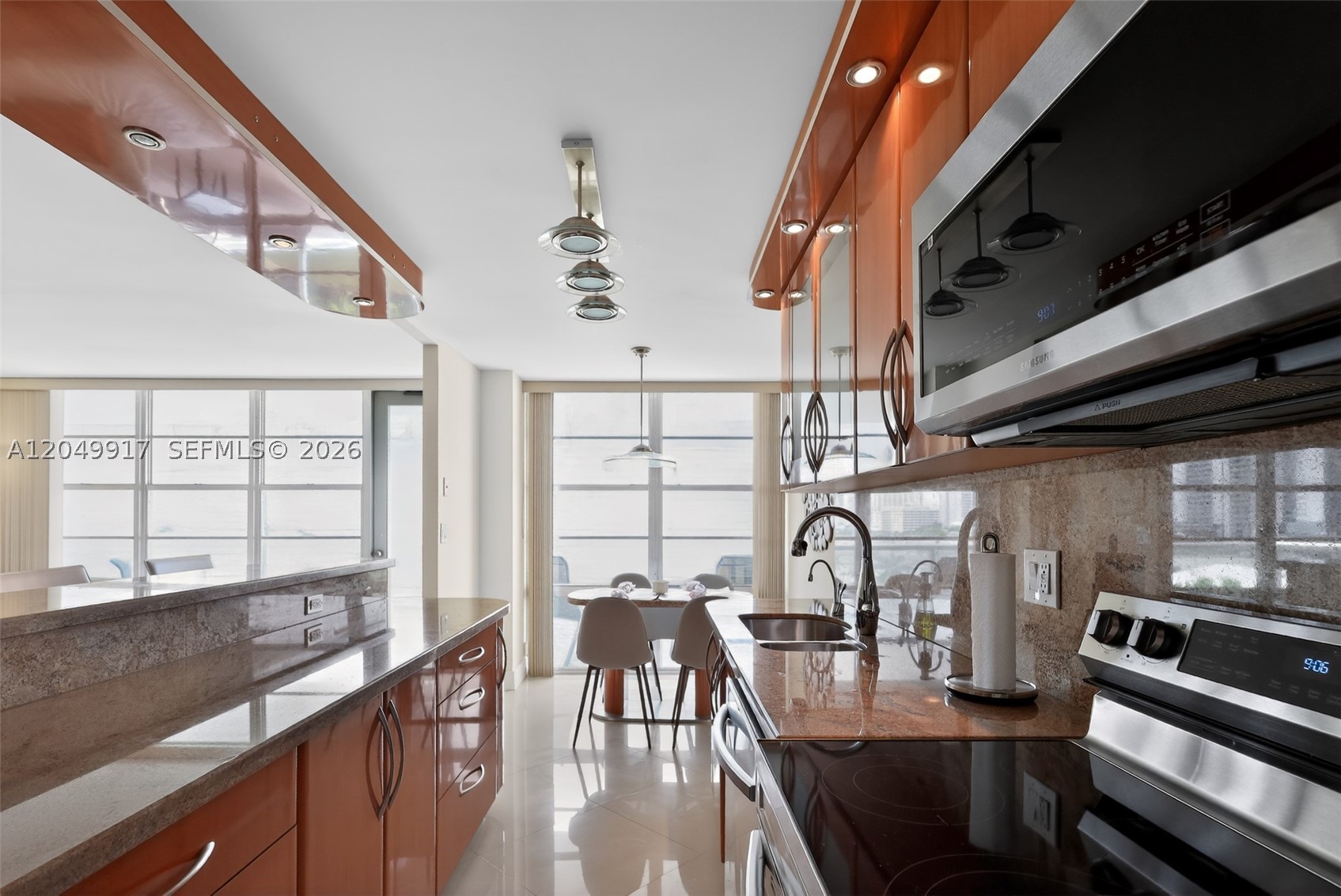 image Winston Towers 3008