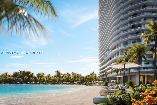 2411 Laguna Cir #2010 Miami, FL 33181