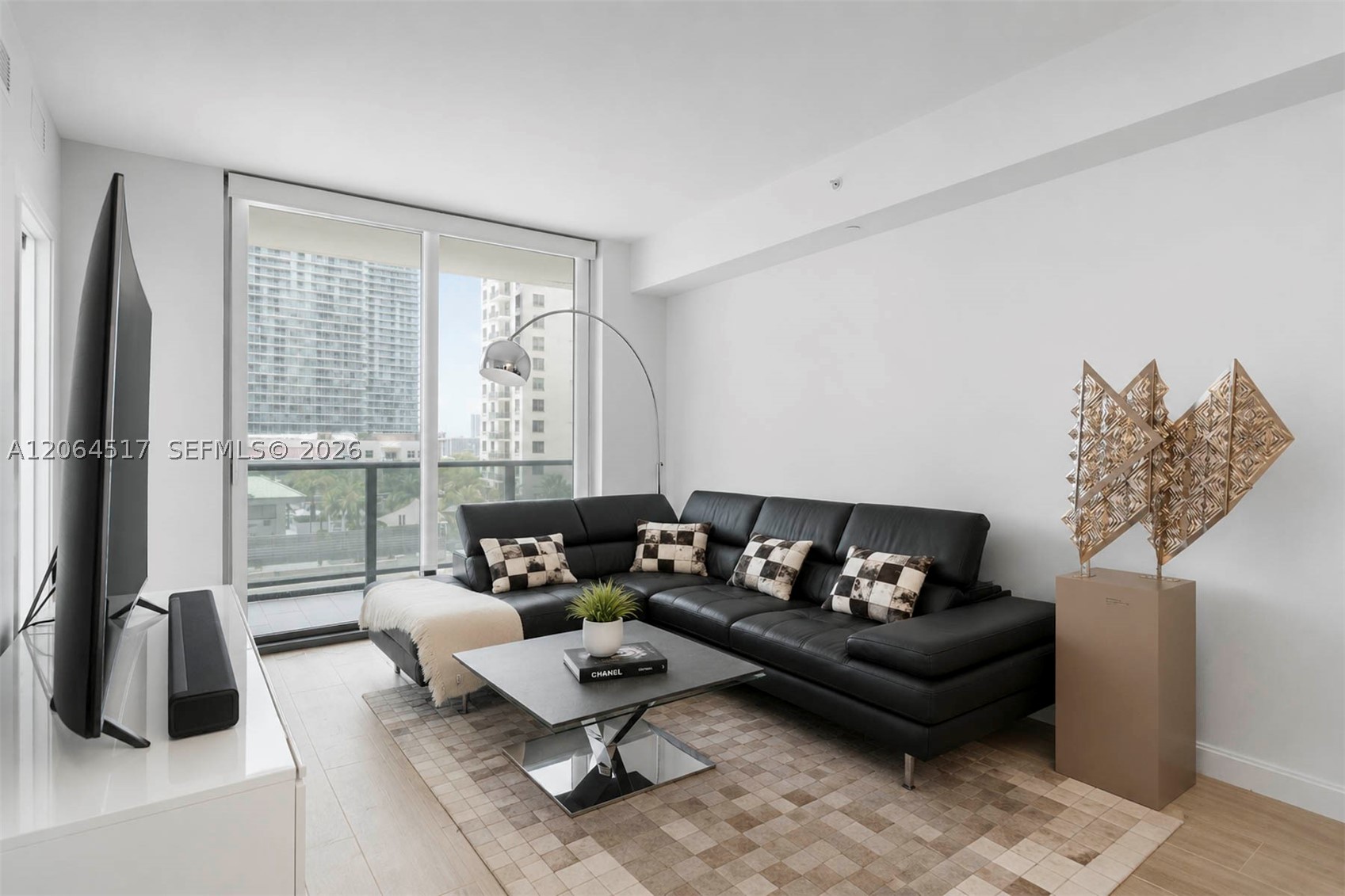 image Brickell Heights West8