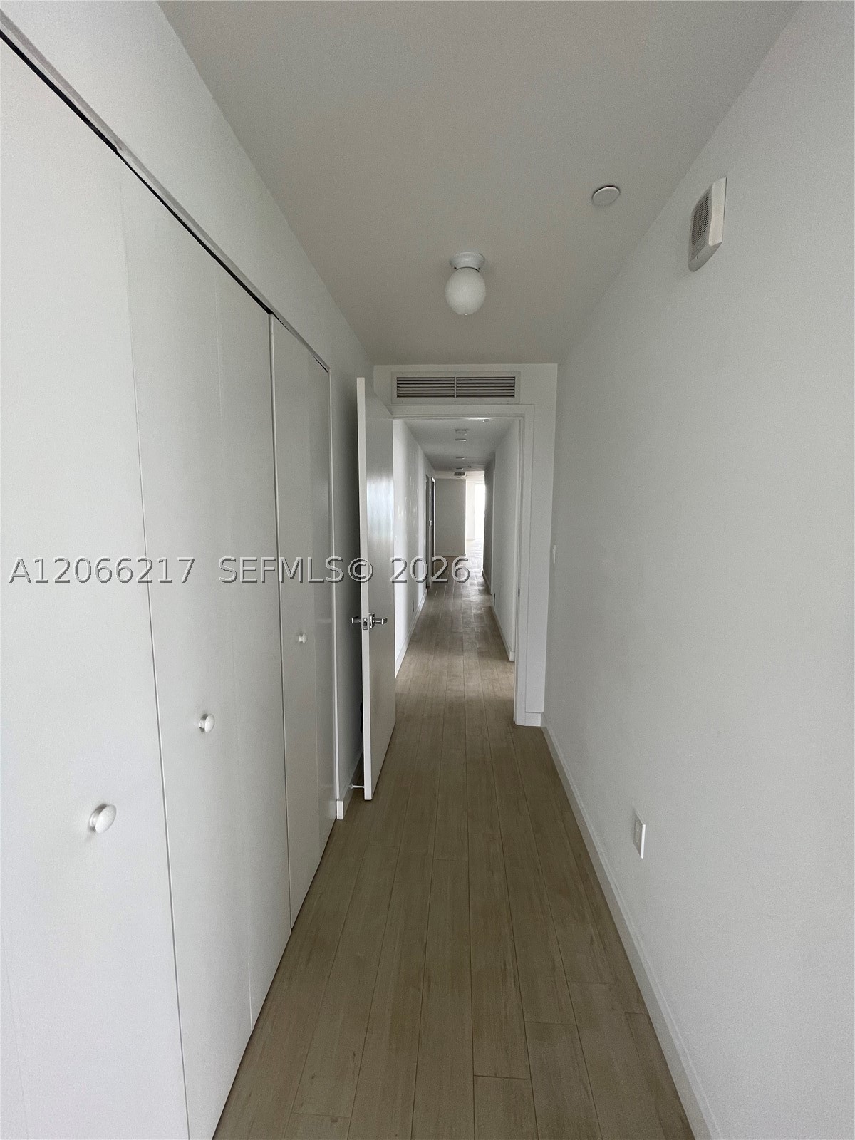 image Bay House34