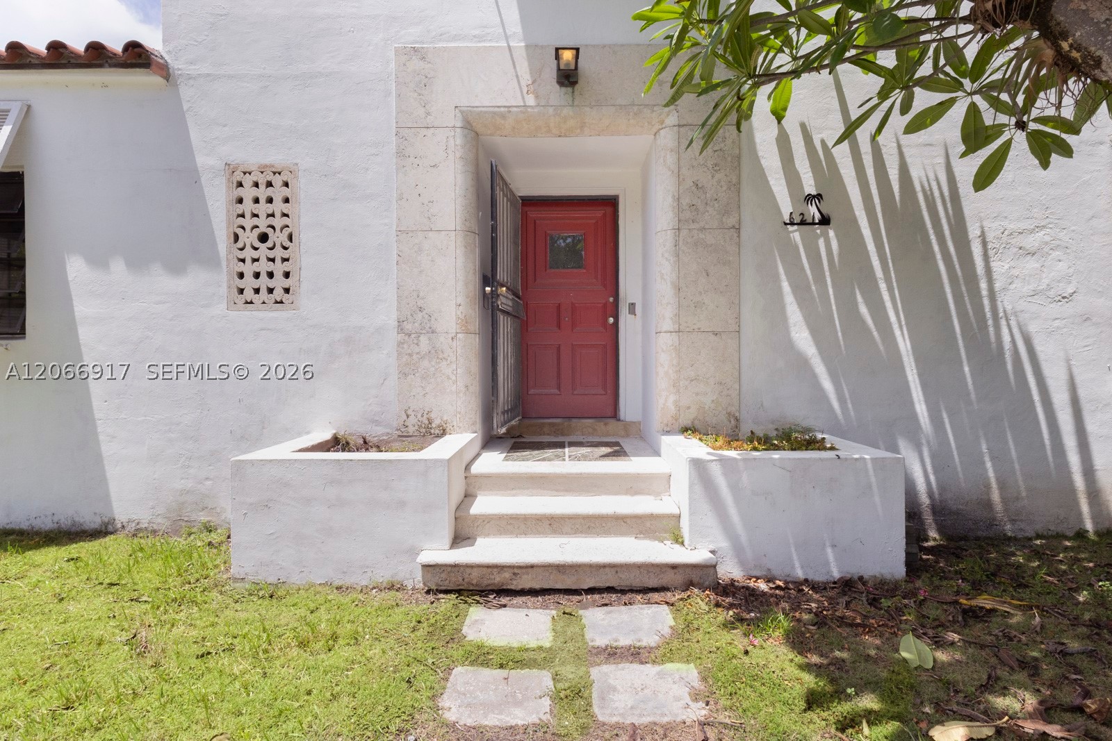 621 NE 57th St Miami, FL 33137