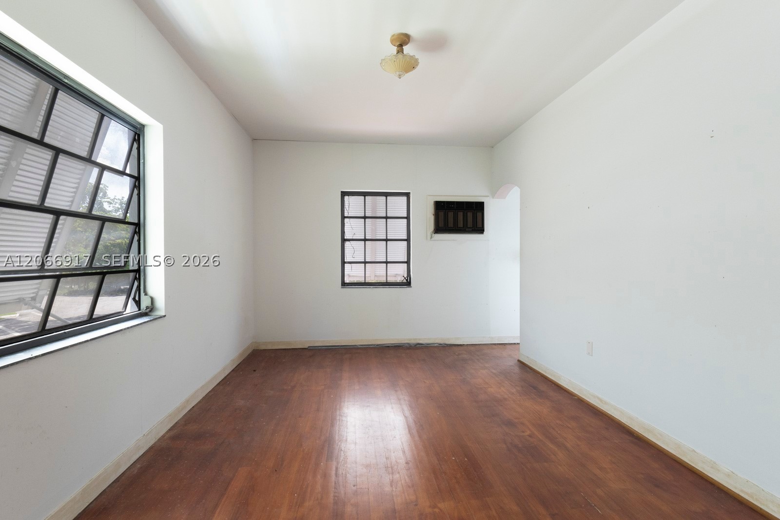 621 NE 57th St Miami, FL 33137