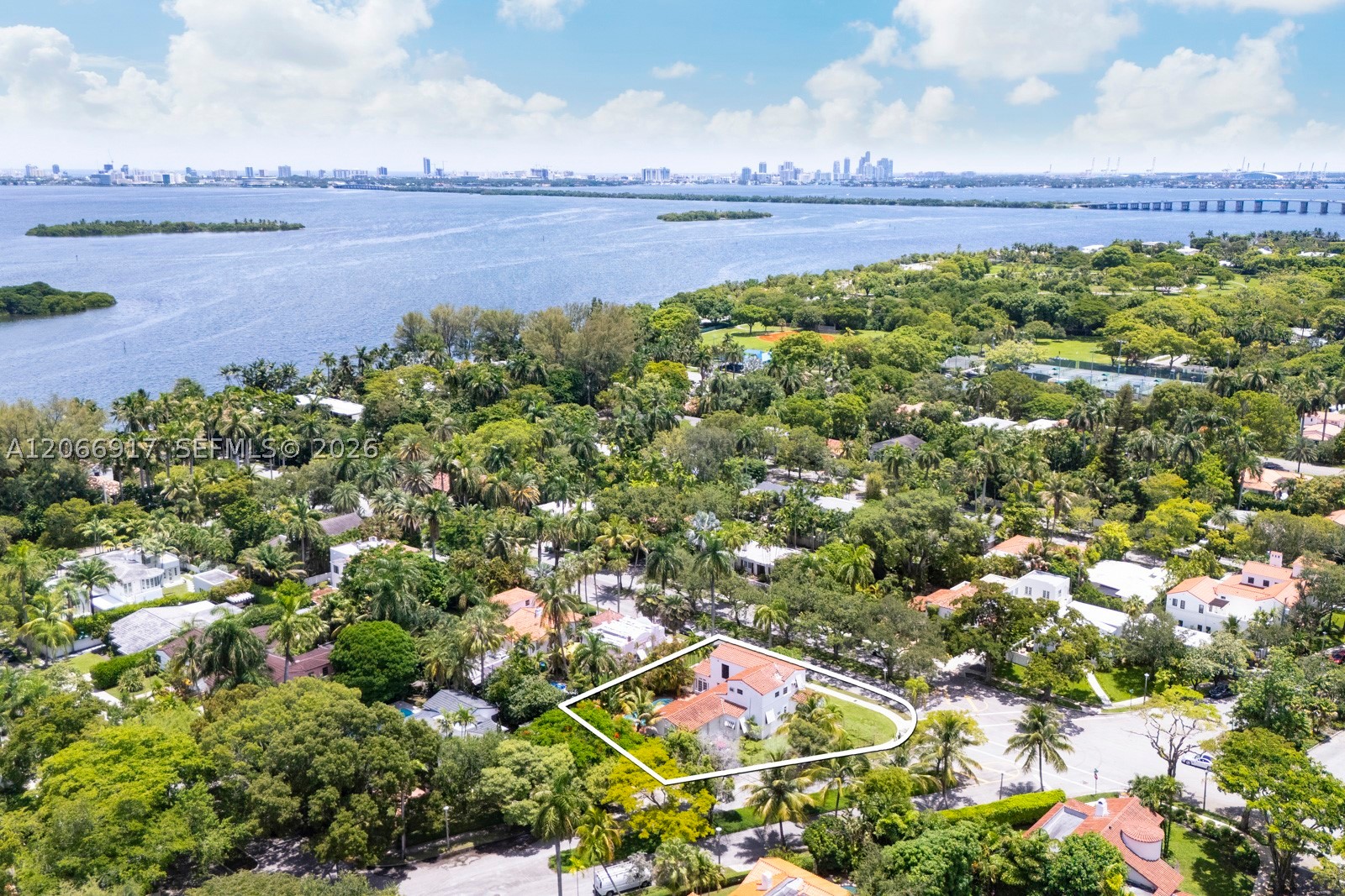 621 NE 57th St Miami, FL 33137