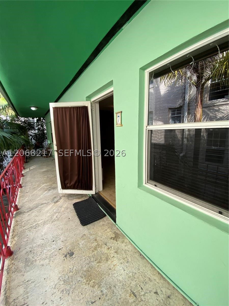 1607 Michigan Ave #7