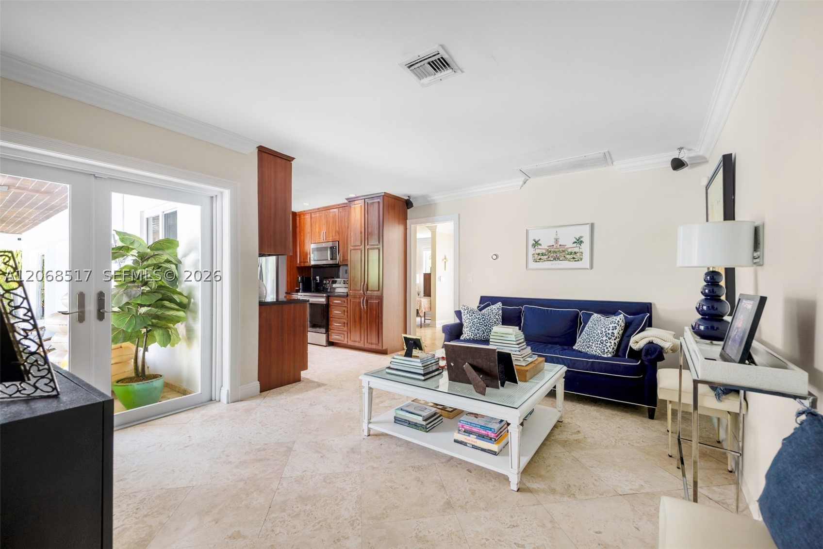 1121 Hardee Rd #1121 Coral Gables, FL 33146