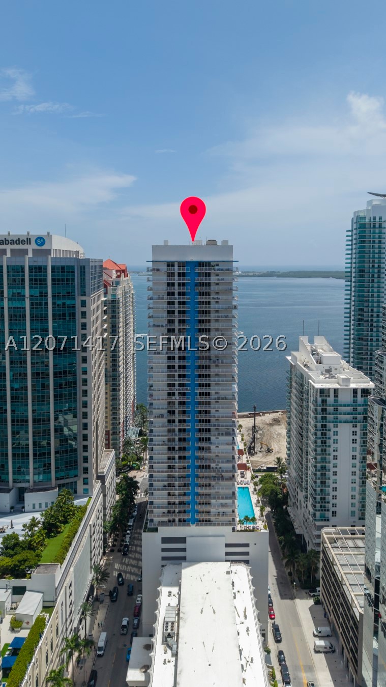 image The Club at Brickell Bay25