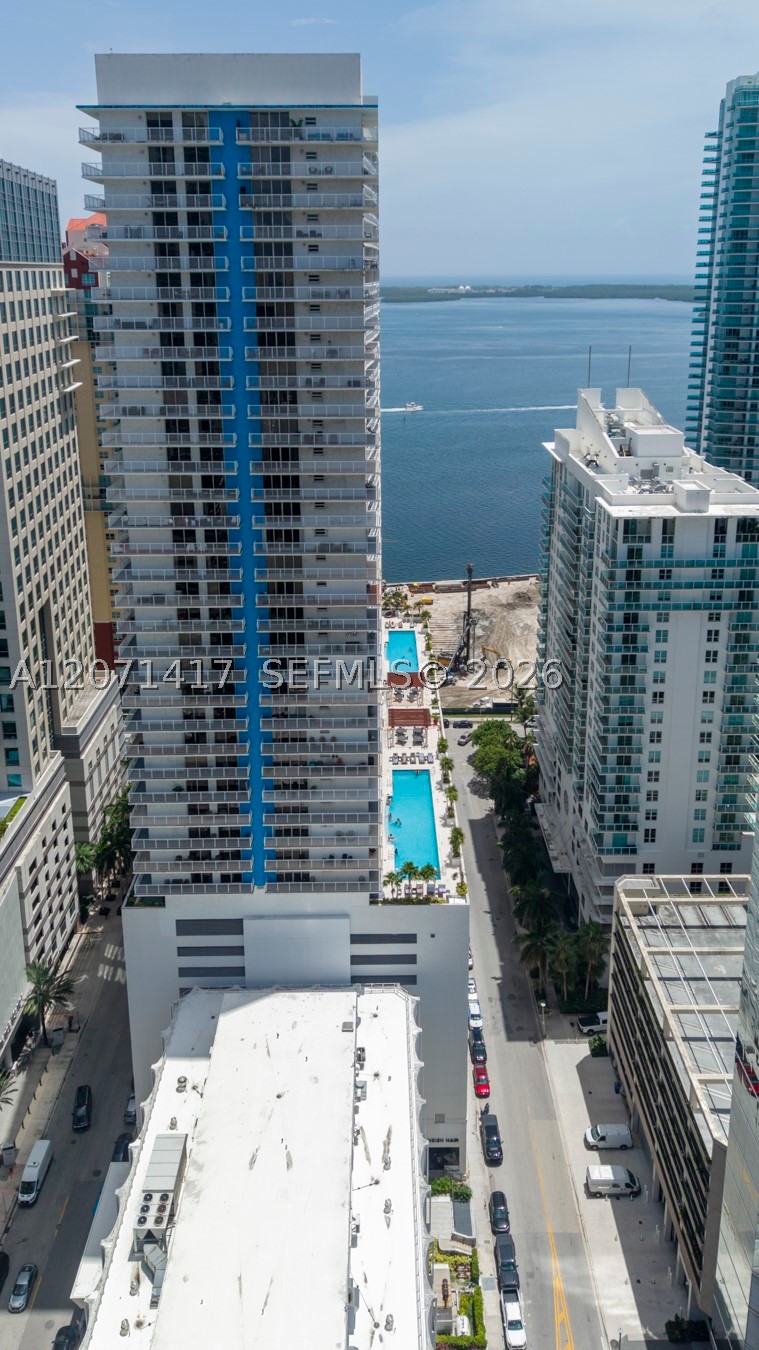 image The Club at Brickell Bay26
