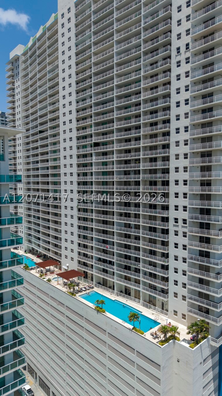 image The Club at Brickell Bay28