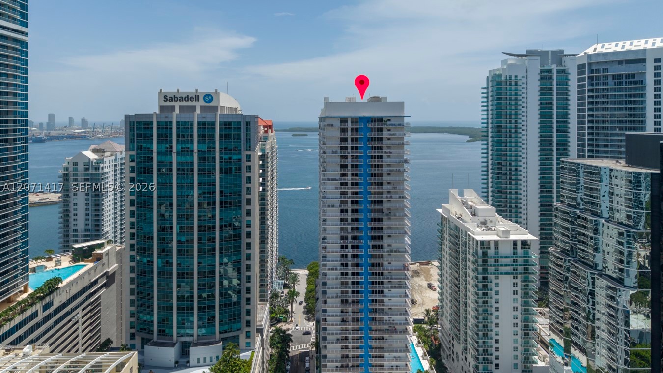 image The Club at Brickell Bay29