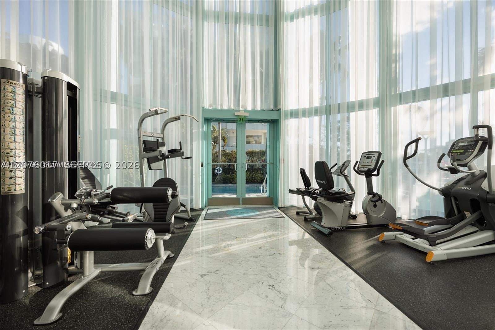6000 Indian Crk Dr #12B Miami Beach, FL 33140