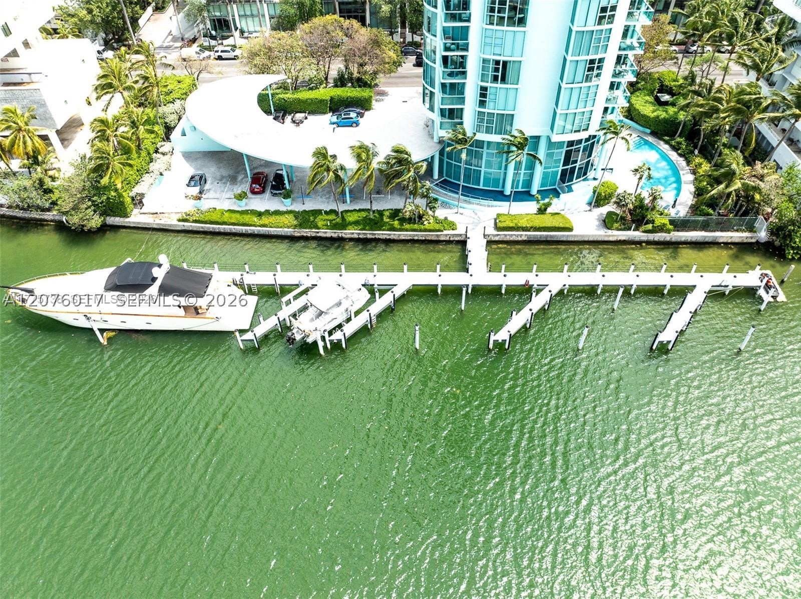 6000 Indian Crk Dr #12B Miami Beach, FL 33140