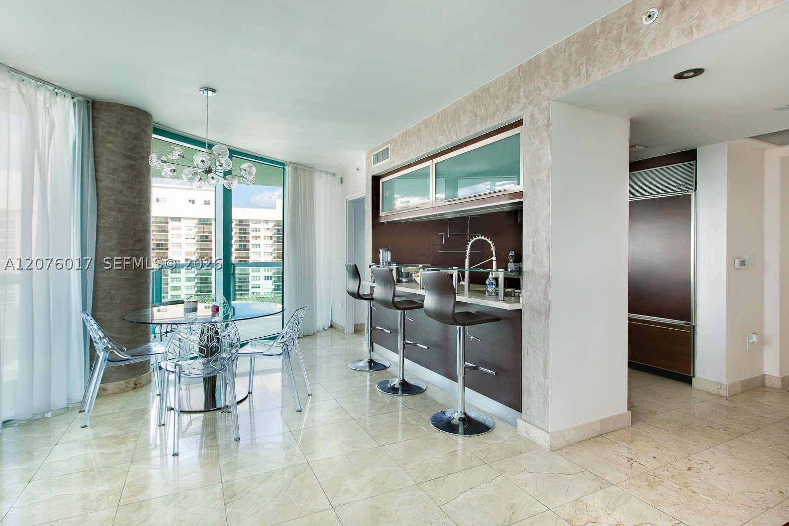6000 Indian Crk Dr #12B Miami Beach, FL 33140