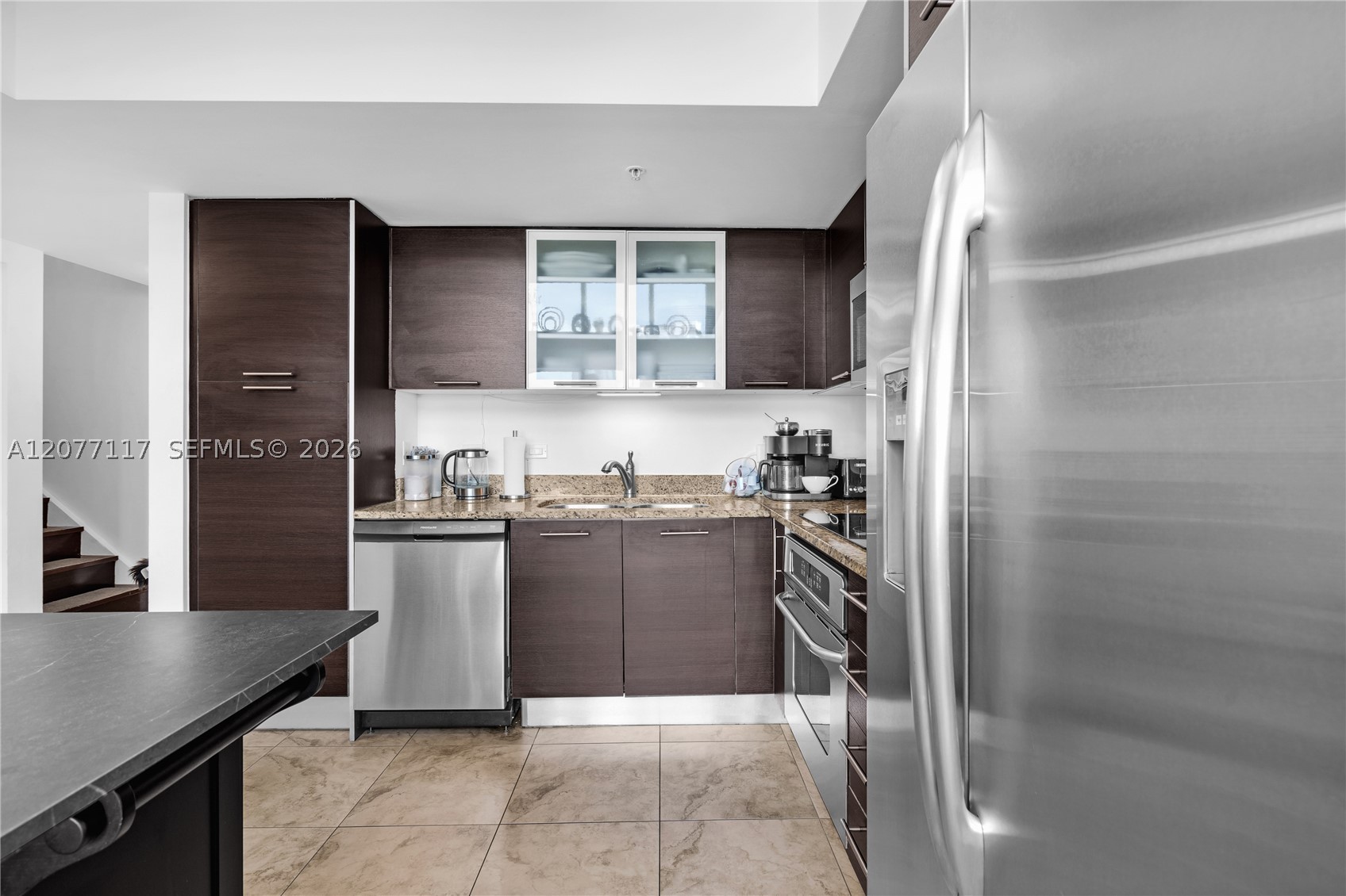 image Brickell on the River South9