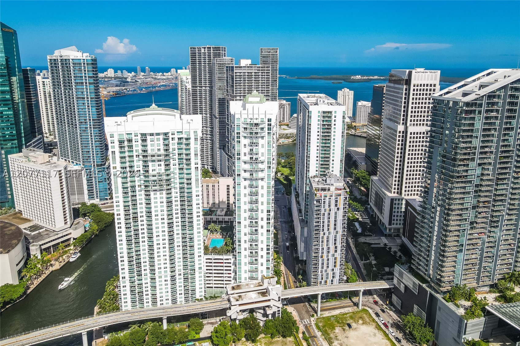 image Brickell on the River South5