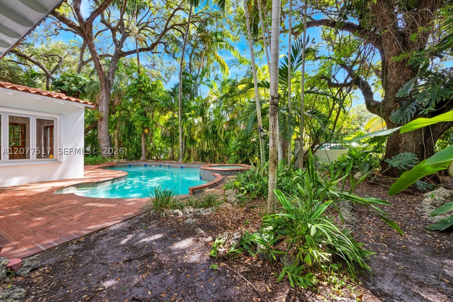 5111 Maggiore St Coral Gables, FL 33146