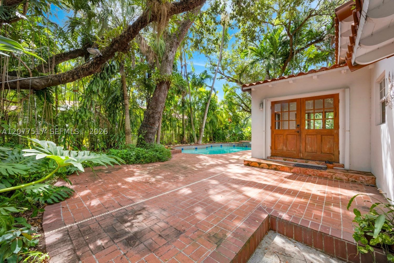5111 Maggiore St Coral Gables, FL 33146