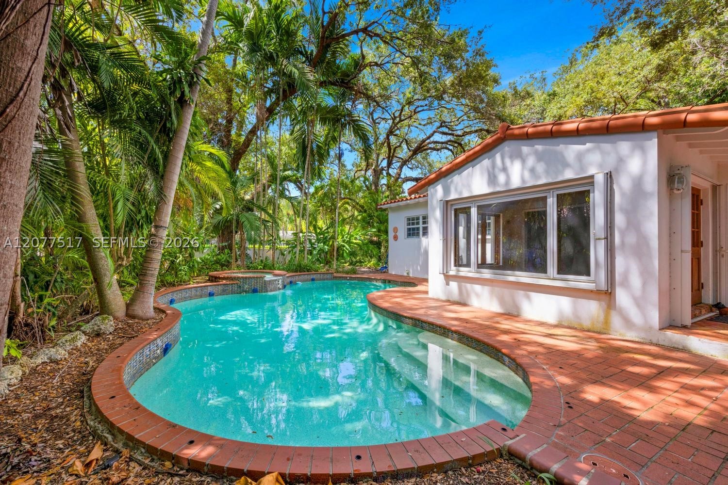 5111 Maggiore St Coral Gables, FL 33146