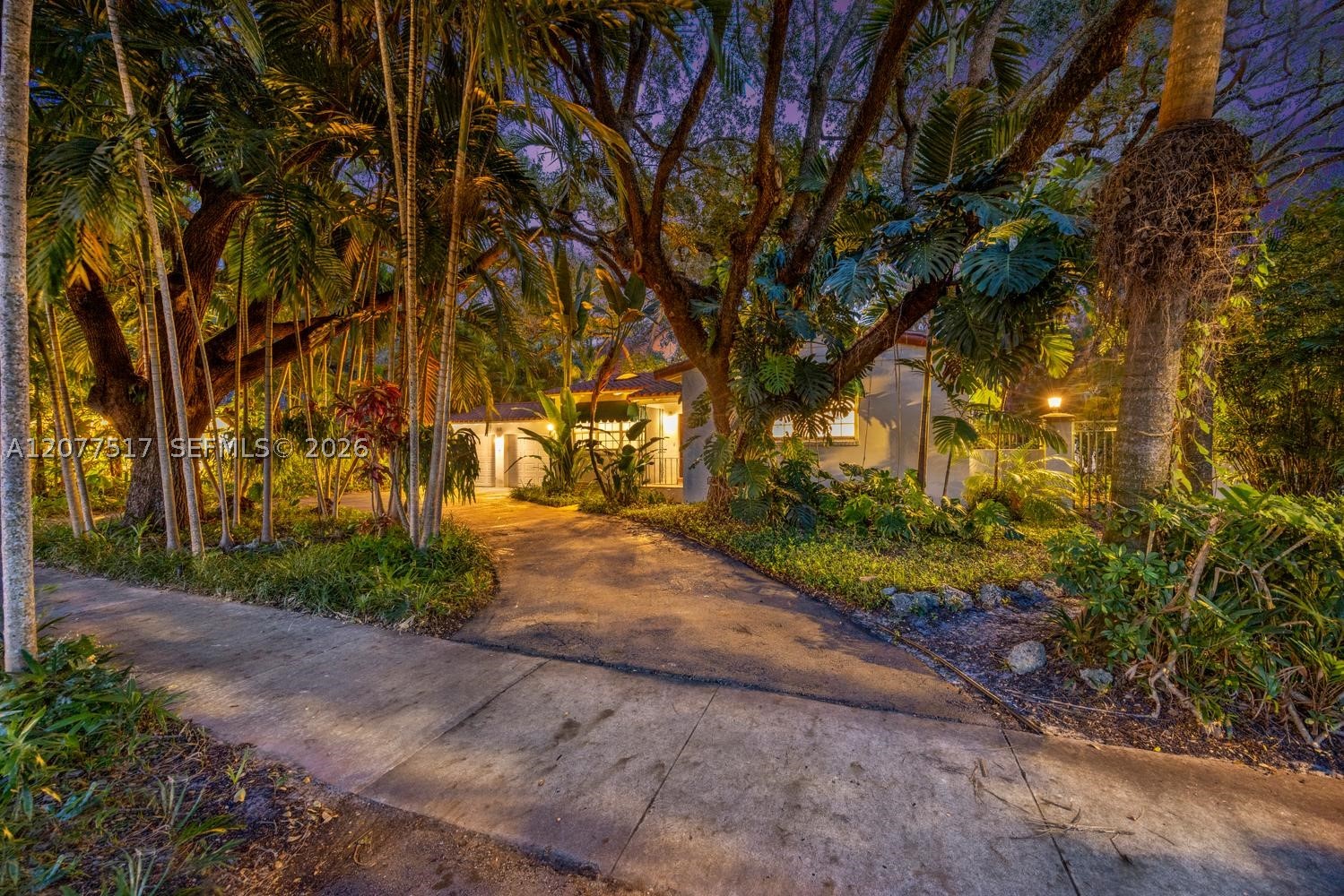 5111 Maggiore St Coral Gables, FL 33146