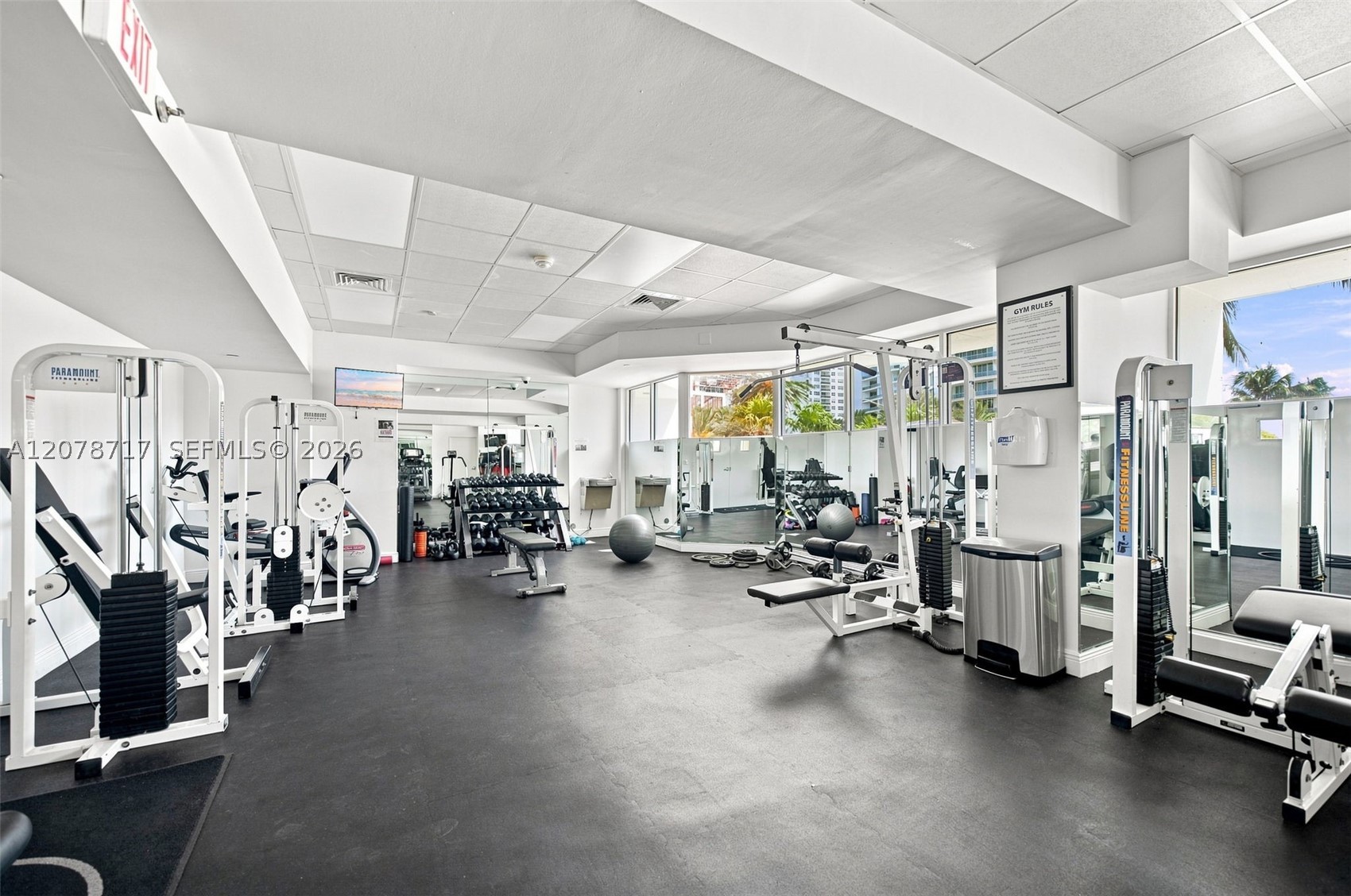 5900 Collins Ave #1006 Miami Beach, FL 33140
