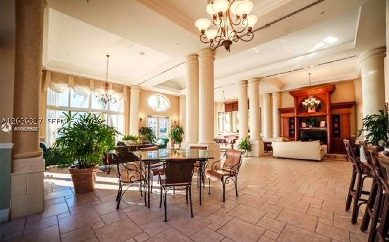image Porto Bellagio Condo24