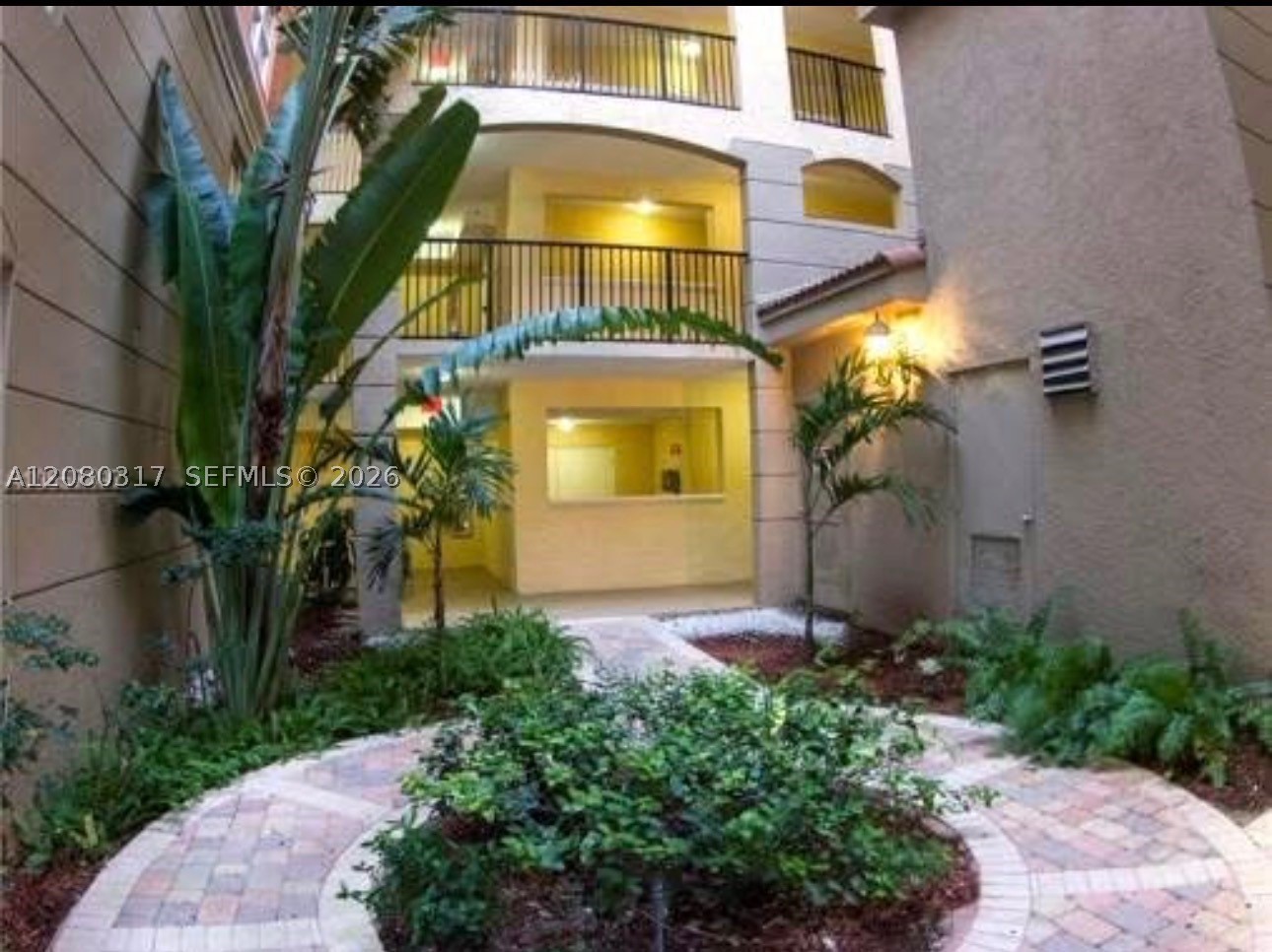 image Porto Bellagio Condo39