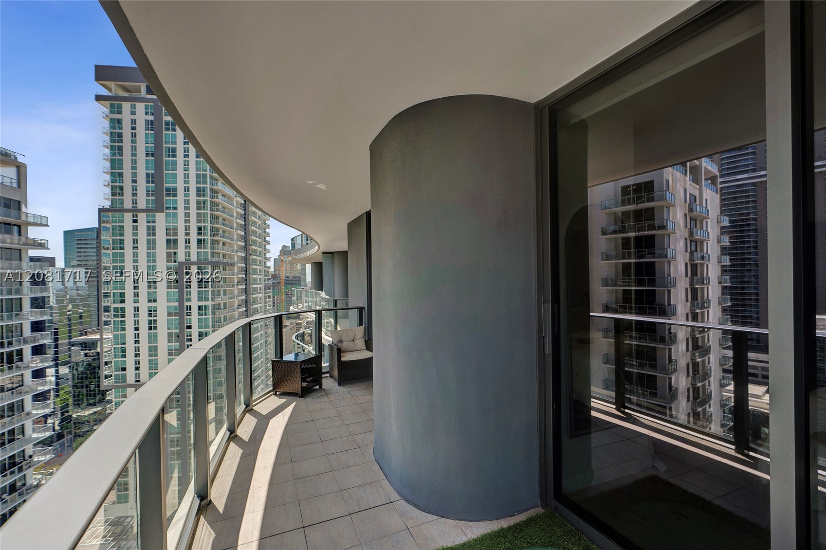image Brickell Flatiron12