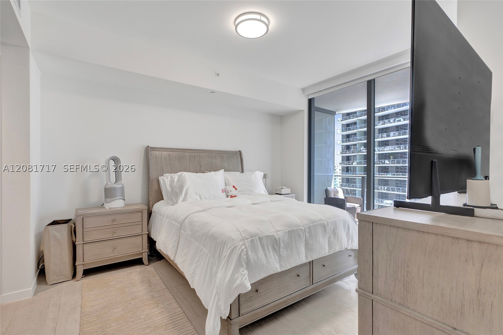image Brickell Flatiron19