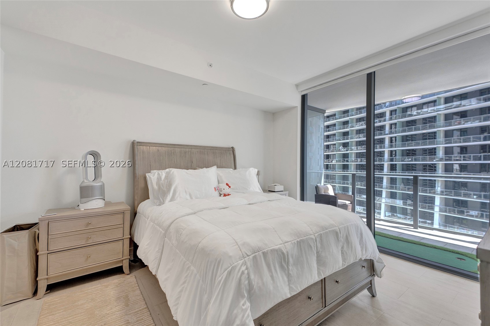 image Brickell Flatiron20
