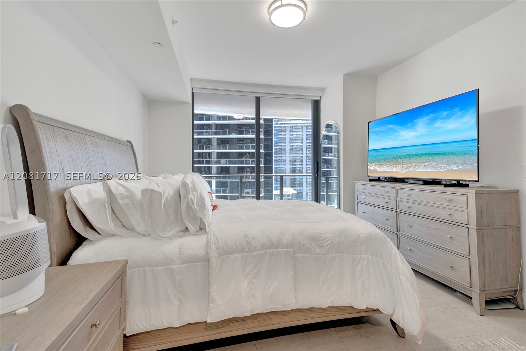 image Brickell Flatiron23