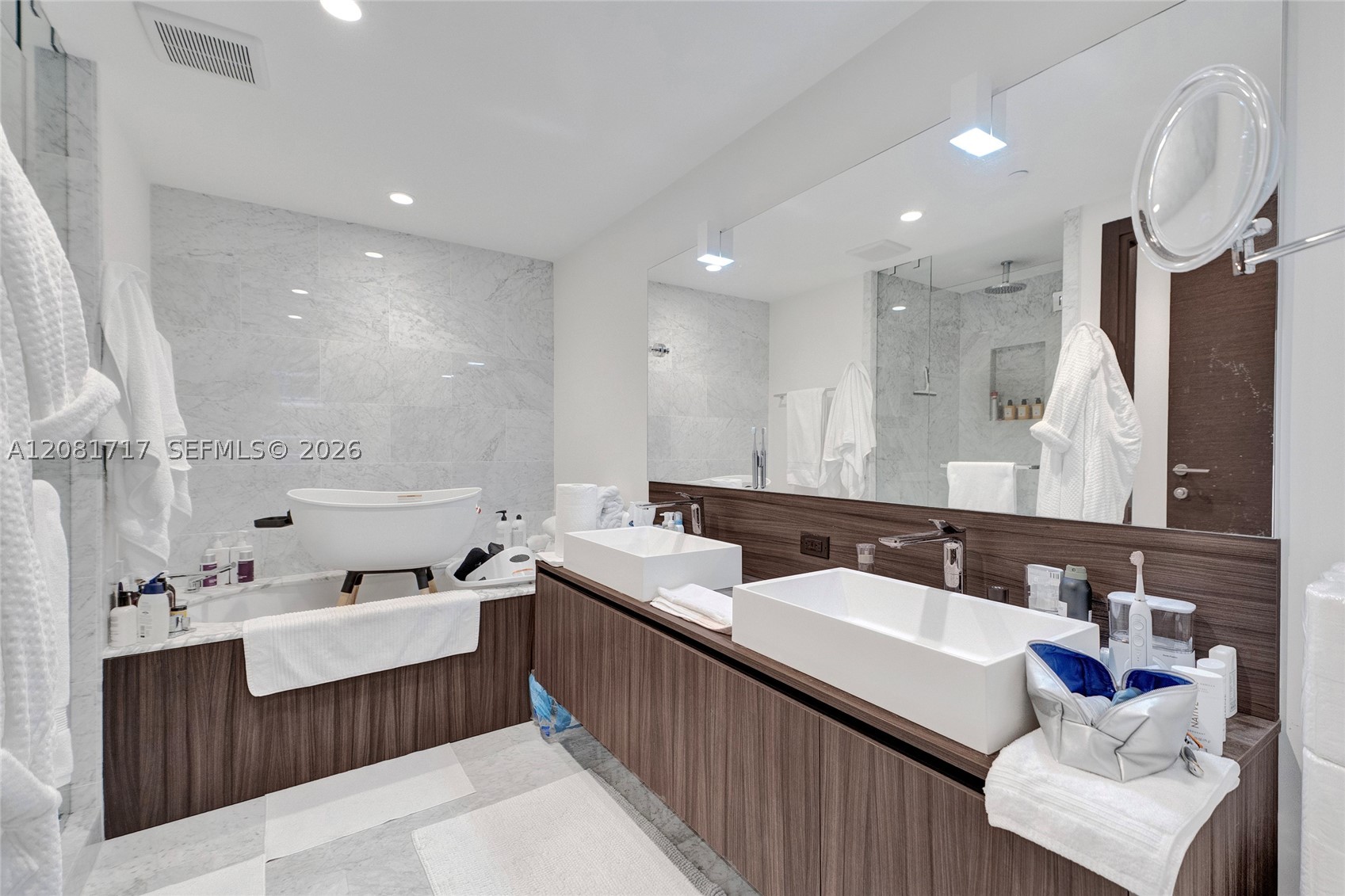 image Brickell Flatiron25