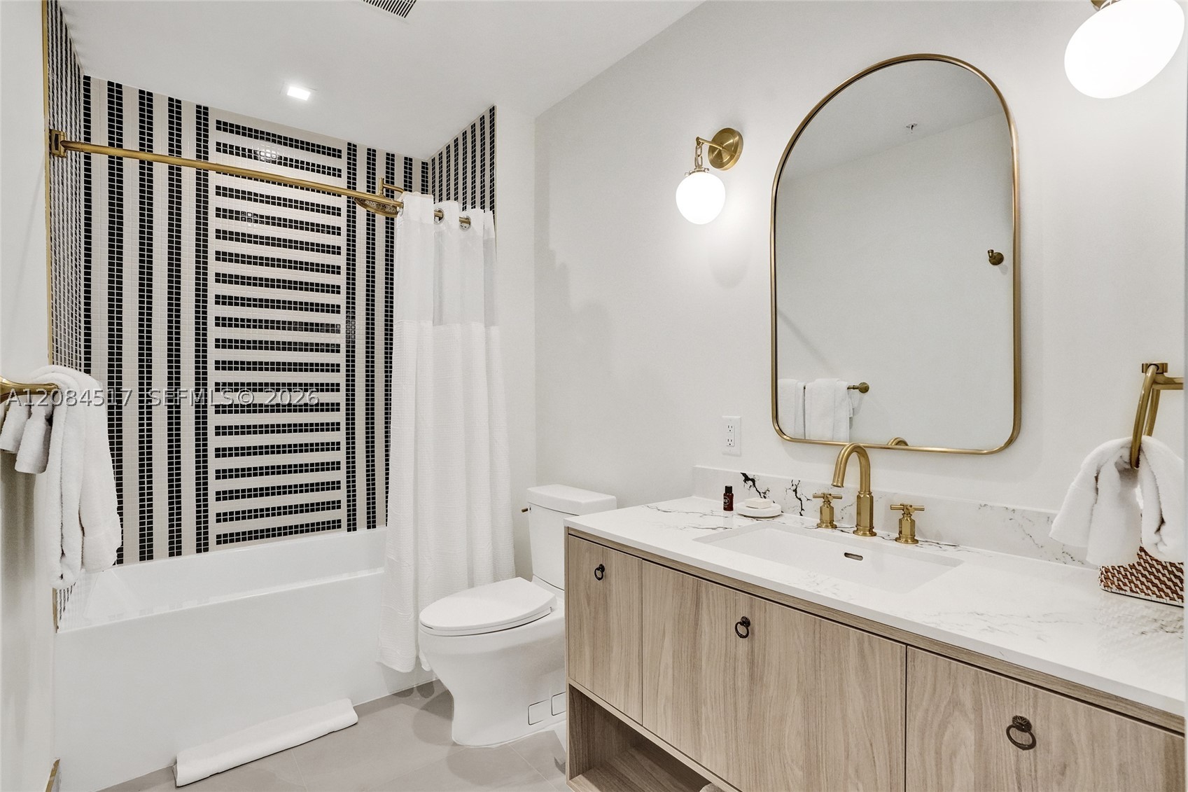2700 NW 2nd Ave #536 Miami, FL 33127