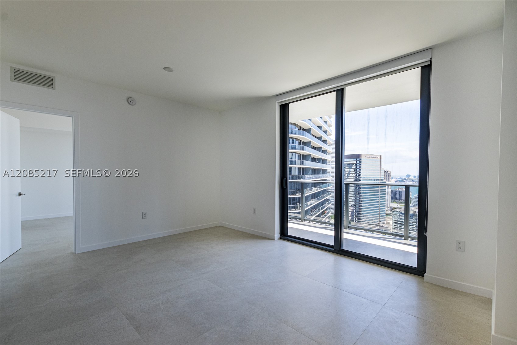 image Brickell Heights East9