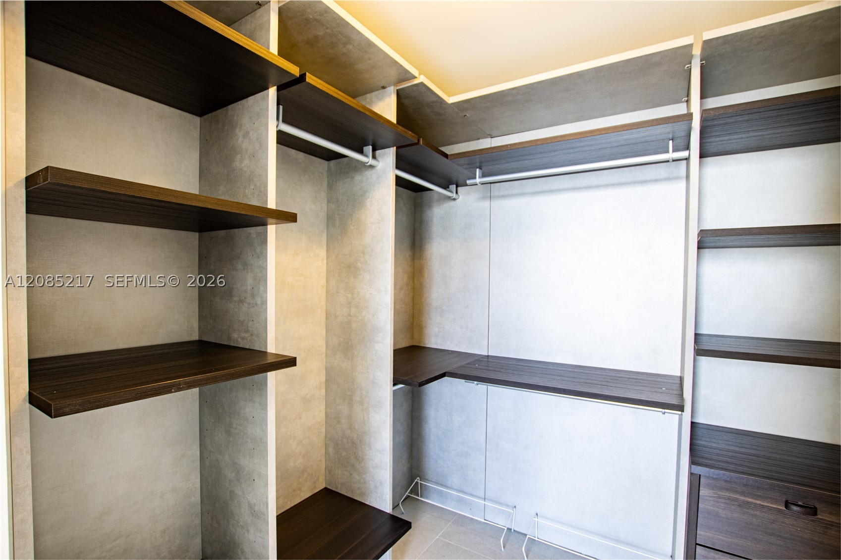 image Brickell Heights East12
