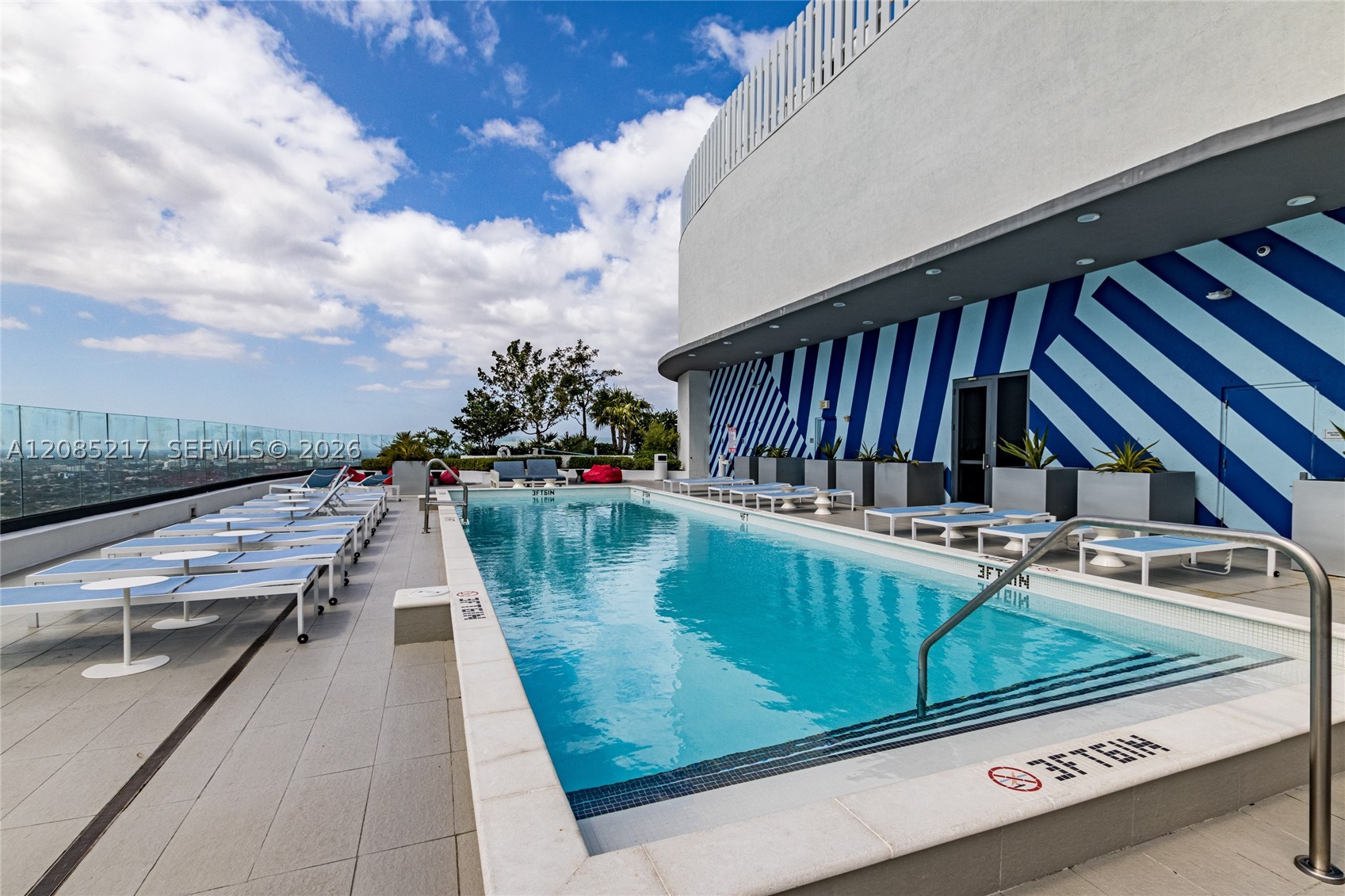 image Brickell Heights East21