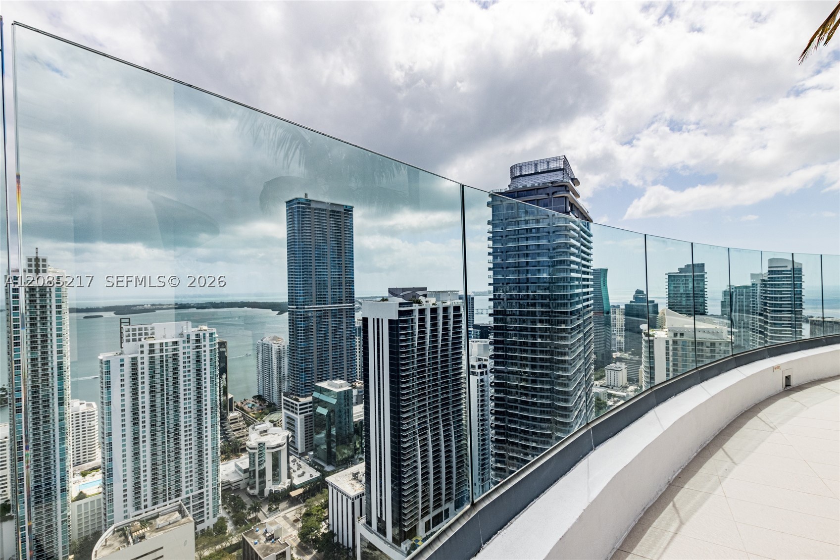 image Brickell Heights East25