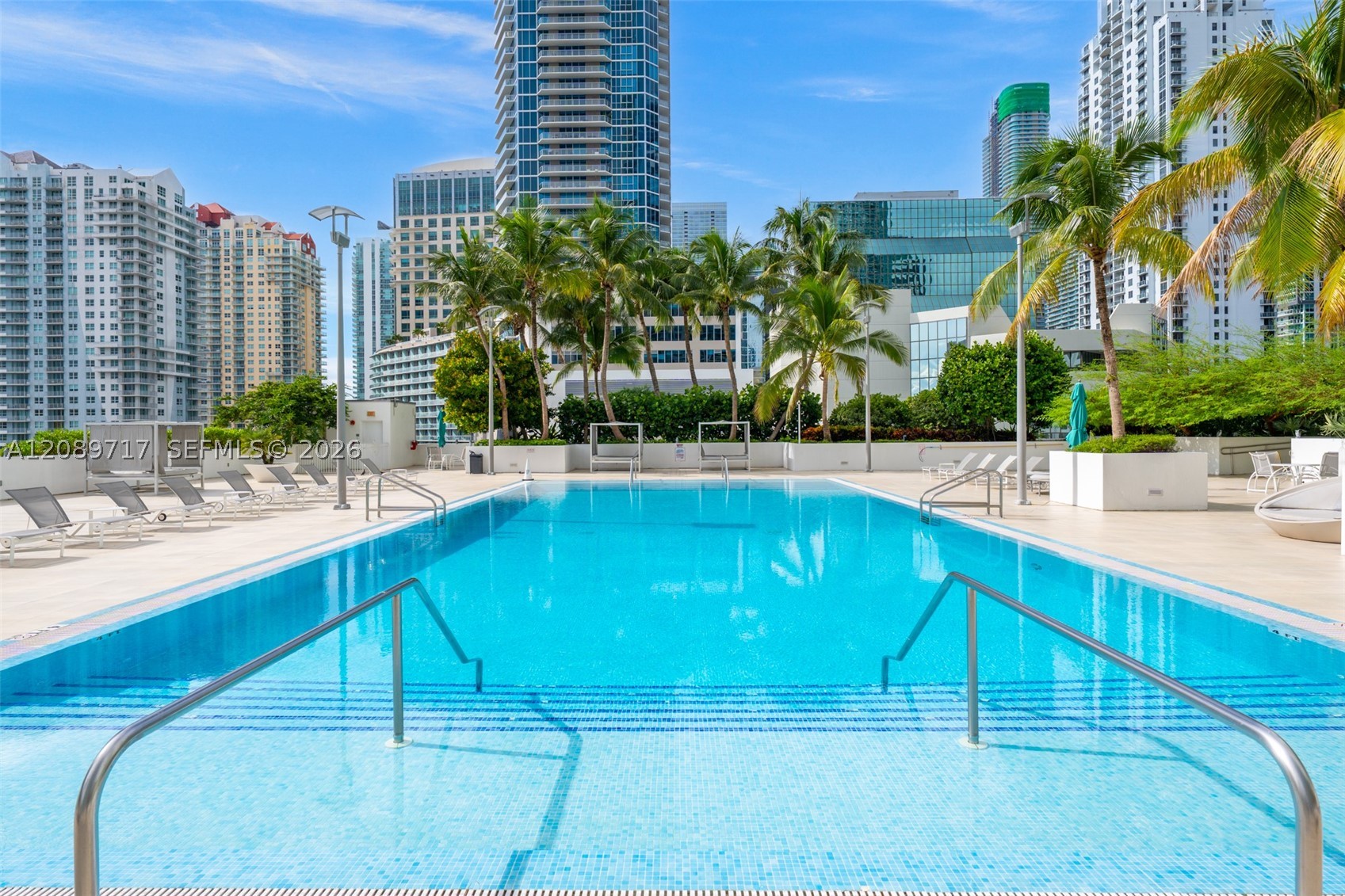 image The Plaza on Brickell West21