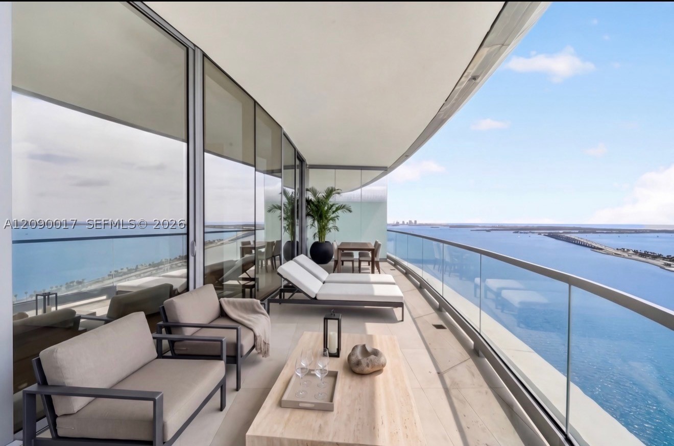 image Una Residences0