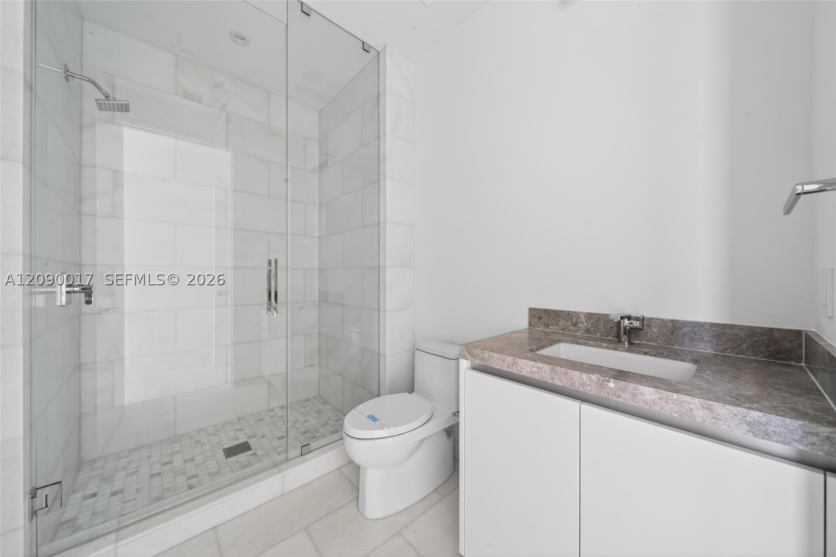 image Una Residences22
