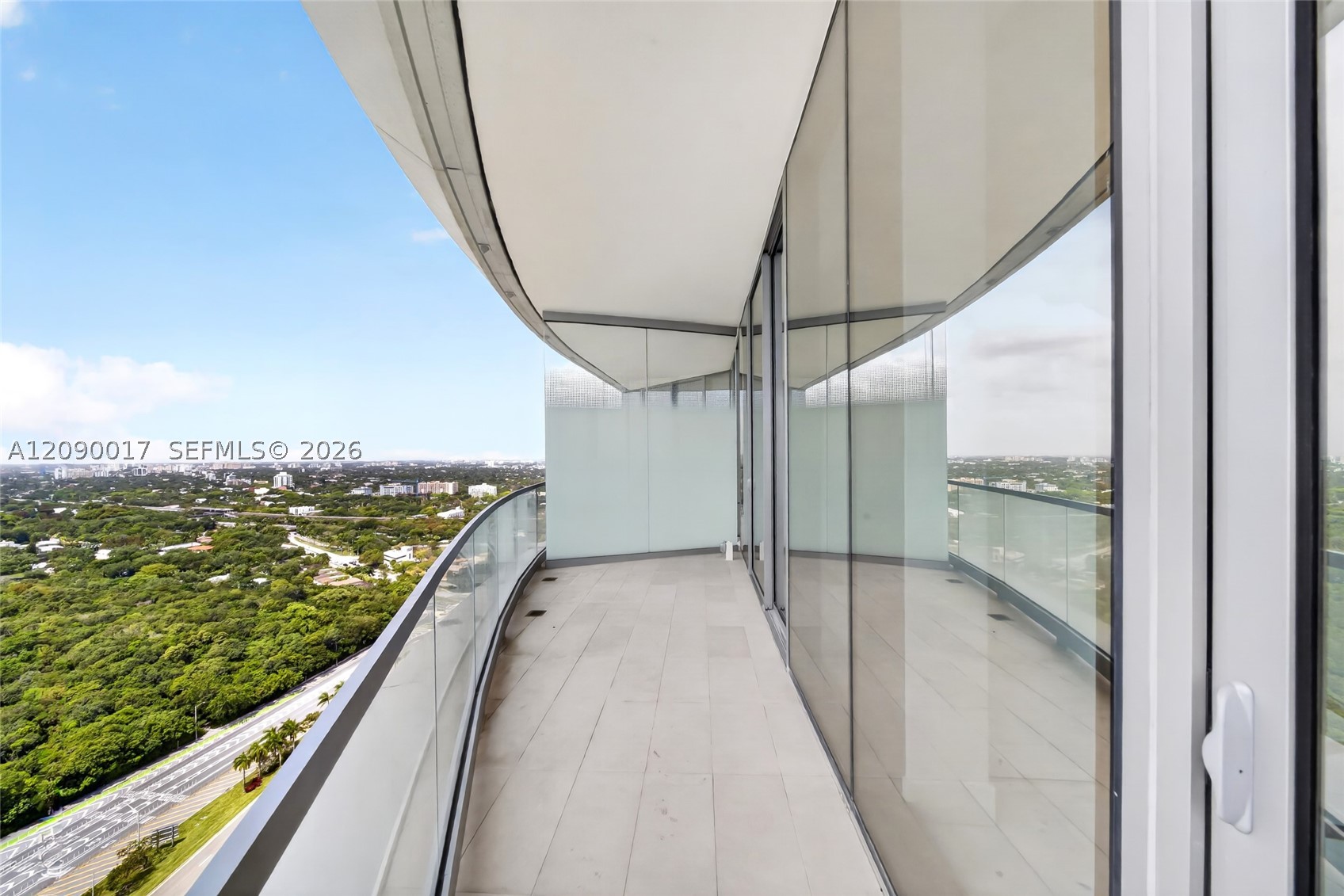 image Una Residences27
