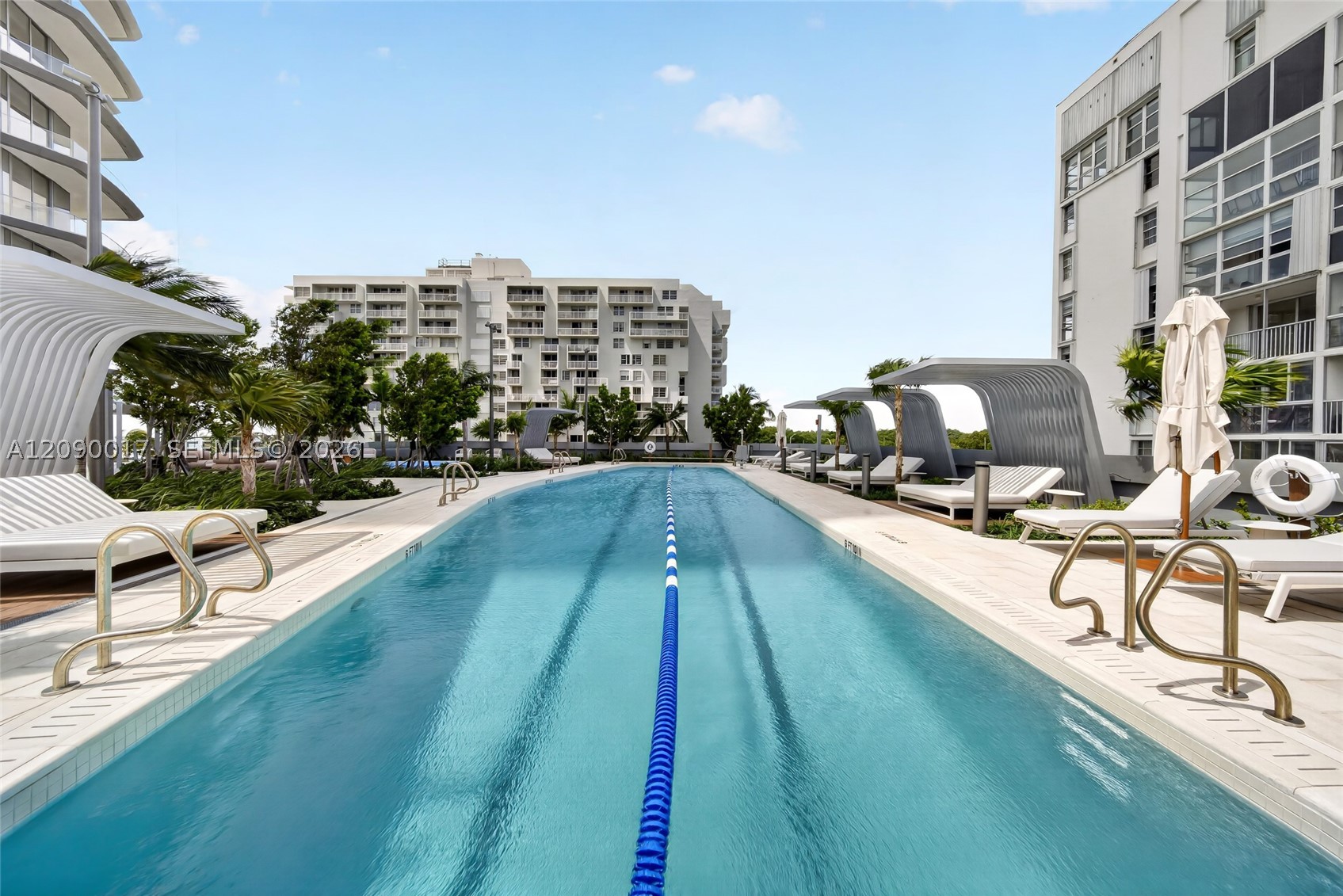 image Una Residences56